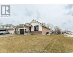 2 MACLEOD COURT - 35