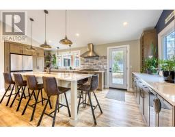 5168 LAKESHORE ROAD - 14