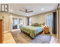 5168 LAKESHORE ROAD - 19