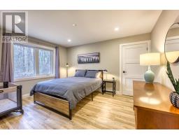 5168 LAKESHORE ROAD - 26