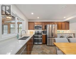 120 EDGEHILL CRESCENT - 13