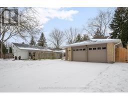 120 EDGEHILL CRESCENT - 4