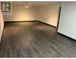 27 STEELE STREET - 18