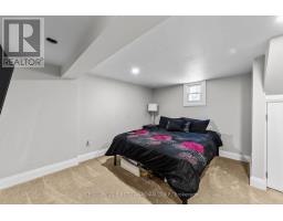 474 WOODMAN AVENUE - 19