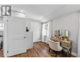 474 WOODMAN AVENUE - 23