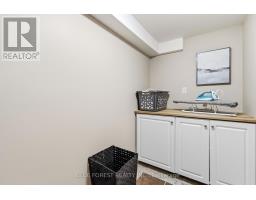 189 KING EDWARD AVENUE - 31