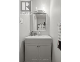 74 ERICA CRESCENT - 17