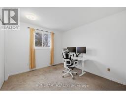 74 ERICA CRESCENT - 18