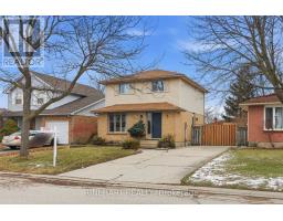 74 ERICA CRESCENT - 2