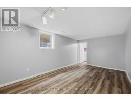 74 ERICA CRESCENT - 28