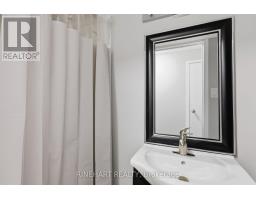 74 ERICA CRESCENT - 38