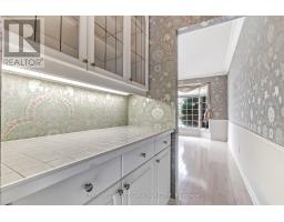 442 AMBLESIDE DRIVE - 16