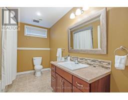 39 AUGUSTA CRESCENT - 32