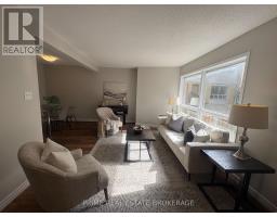 33 - 35 WATERMAN AVENUE - 11