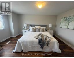 33 - 35 WATERMAN AVENUE - 15