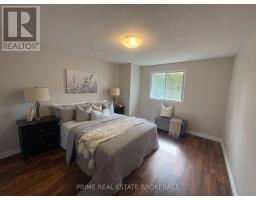 33 - 35 WATERMAN AVENUE - 17