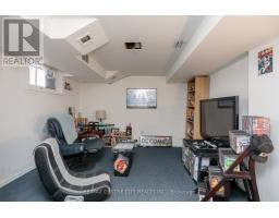 15 WILSON AVENUE - 16