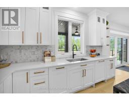 48 ROYAL CRESCENT - 10