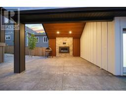 48 ROYAL CRESCENT - 41