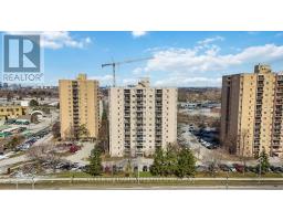 904 - 858 COMMISSIONERS ROAD E - 40