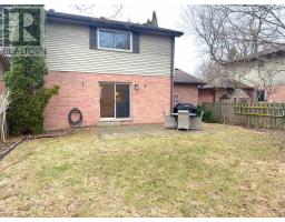 2 - 30 FORWARD AVENUE - 42