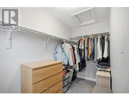 20 - 2040 SHORE ROAD - 21