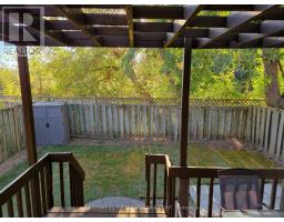 15 MOHICAN DRIVE - 36