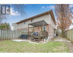 15 MOHICAN DRIVE - 39