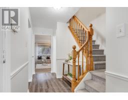 15 MOHICAN DRIVE - 4