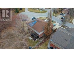 15 MOHICAN DRIVE - 44