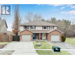 15 MOHICAN DRIVE - 46
