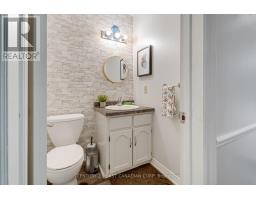 15 MOHICAN DRIVE - 6