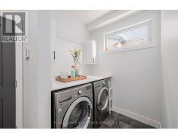 958 REEVES AVENUE - 12