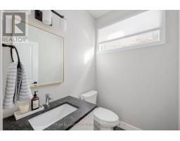 958 REEVES AVENUE - 13