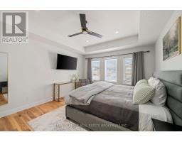 958 REEVES AVENUE - 22