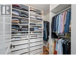 958 REEVES AVENUE - 23