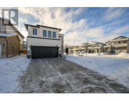 958 REEVES AVENUE - 5