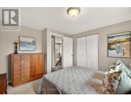 188 CLARA CRESCENT - 16