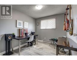 5 - 1443 HURON STREET - 29