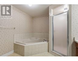 39 - 5 CADEAU TERRACE - 43