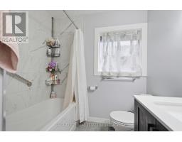 598 ROSS STREET - 17