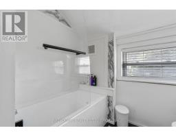 292 HETTY STREET W - 32