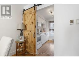 12 GUILDWOOD WALK - 12