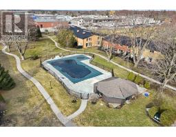 12 GUILDWOOD WALK - 31