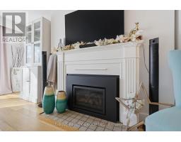 12 GUILDWOOD WALK - 8