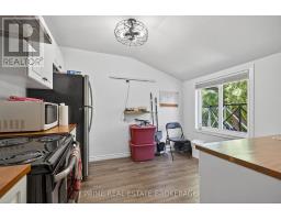 38 HINCKS STREET - 21