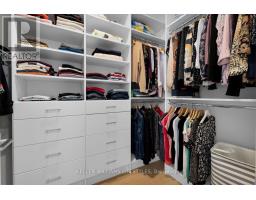 956 EAGLETRACE DRIVE - 22