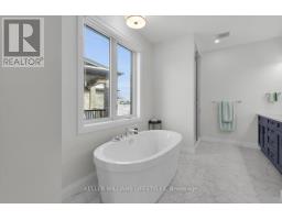 956 EAGLETRACE DRIVE - 23