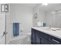 956 EAGLETRACE DRIVE - 41