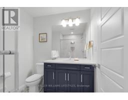 956 EAGLETRACE DRIVE - 43